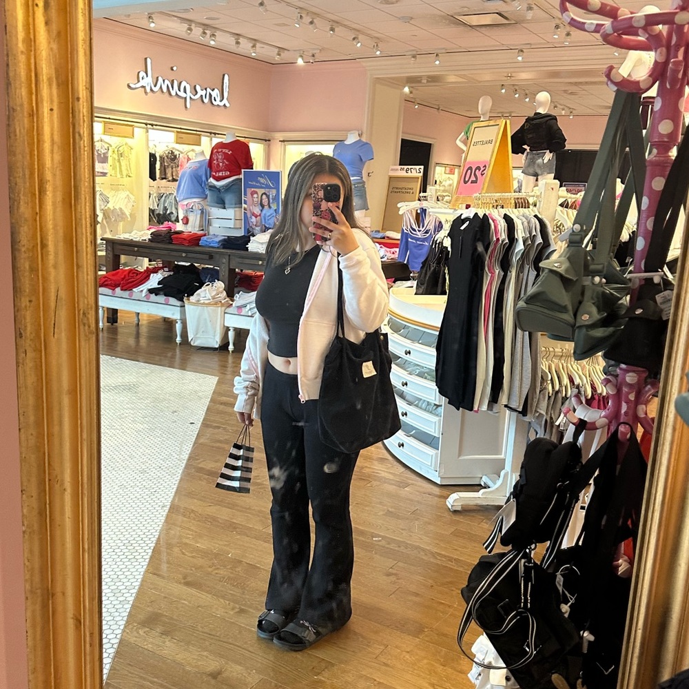 Meet your Posher, Emérita